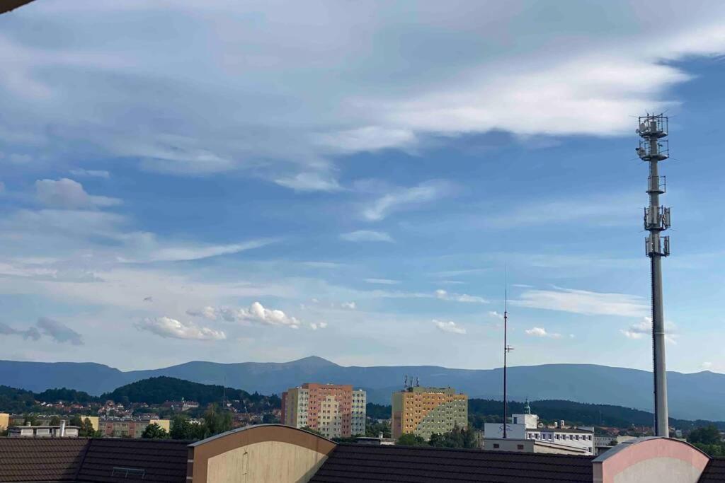 Mountain View 2-Double Bedroom Apartment Jelenia Góra Eksteriør billede